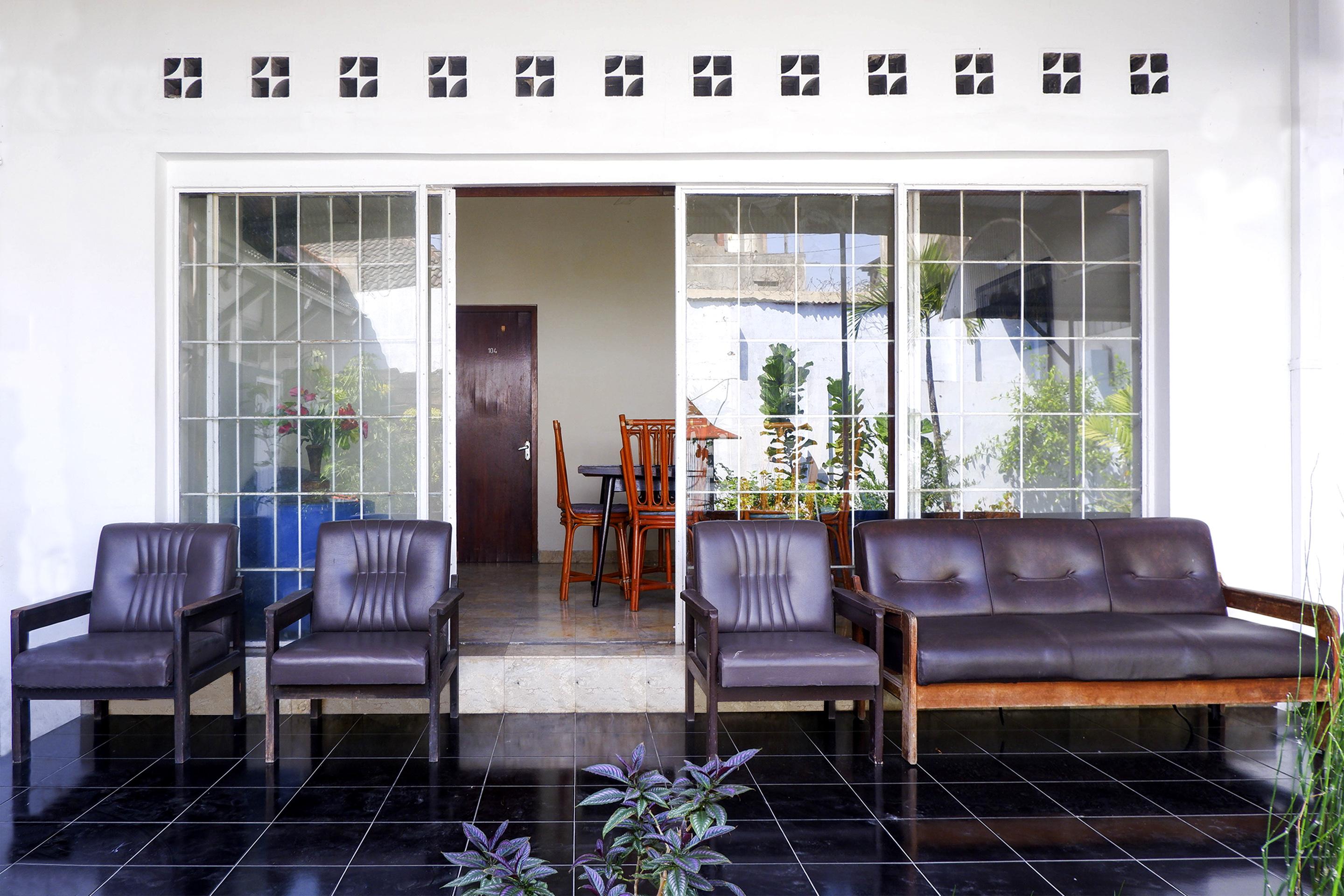 Oyo 1196 Hotel Pura Puspa Rosa Maguwo Bagian luar foto